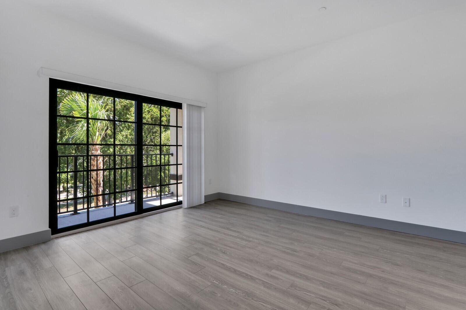 540 NE 14TH Court # 102 — Photo 5