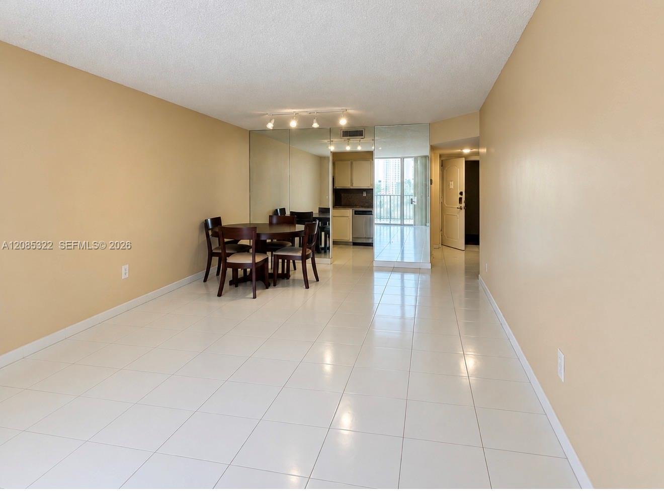 2750 NE 183rd St # 601 — Photo 2
