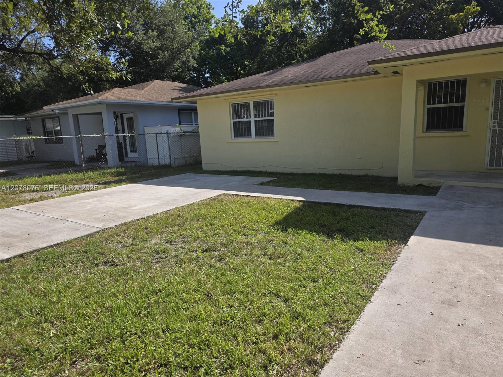 7737 NW 9th Ave # 7737 — Photo 4