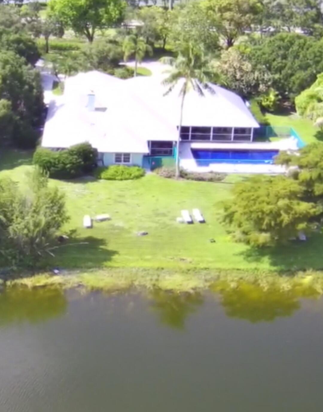 8862 Estate Drive, West Palm Beach FL 33411