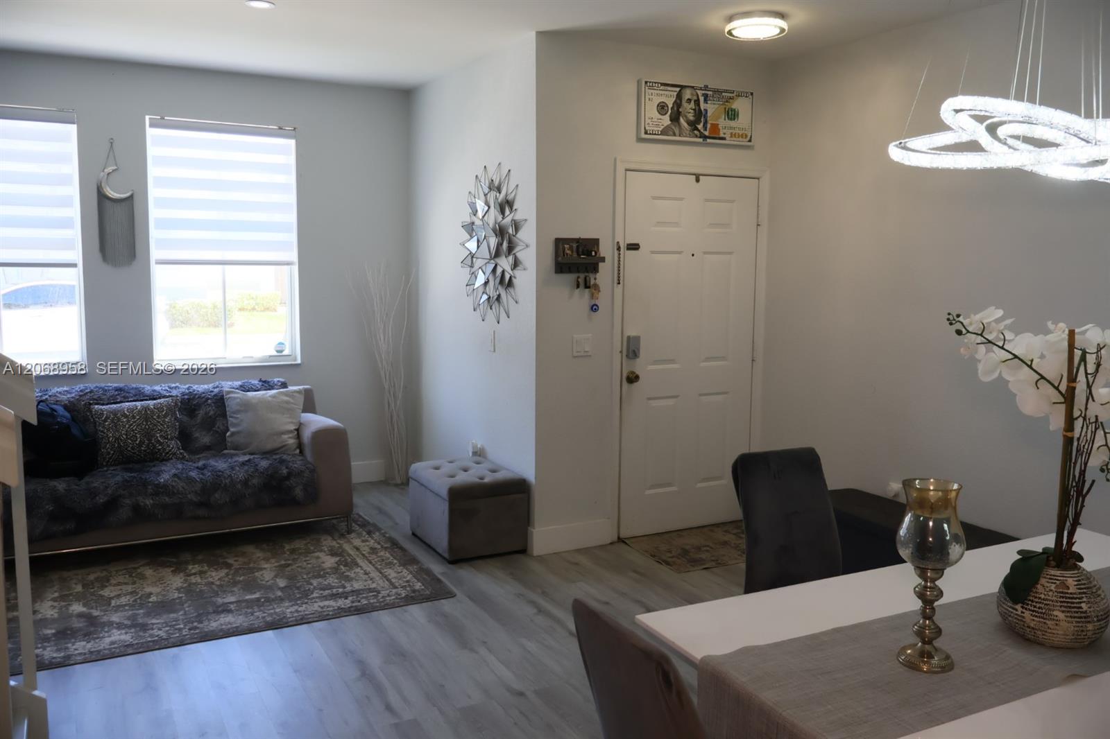 15747 SW 40th St # 213 — Photo 2