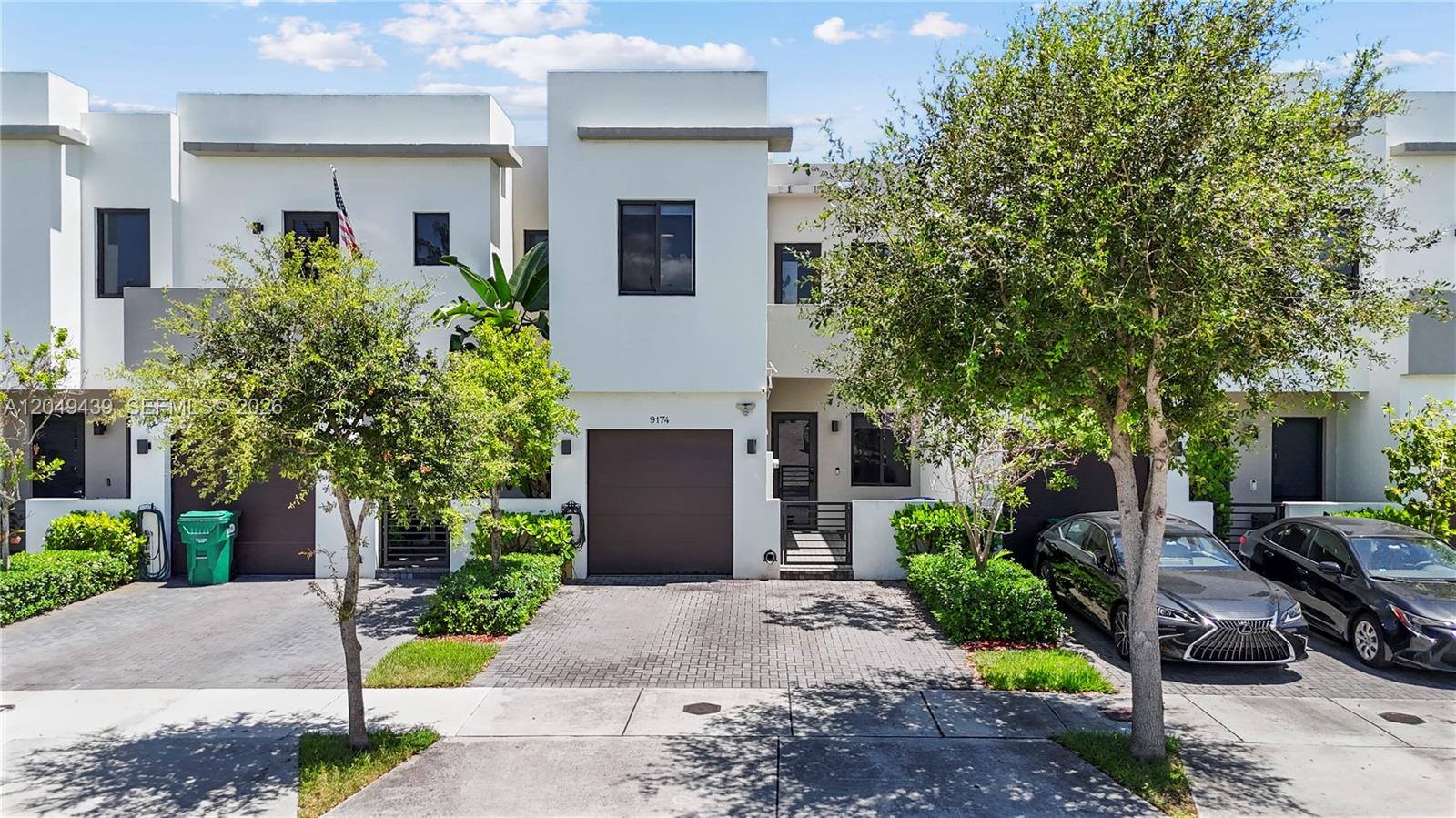 9174 SW 5th Ln, Miami FL 33174