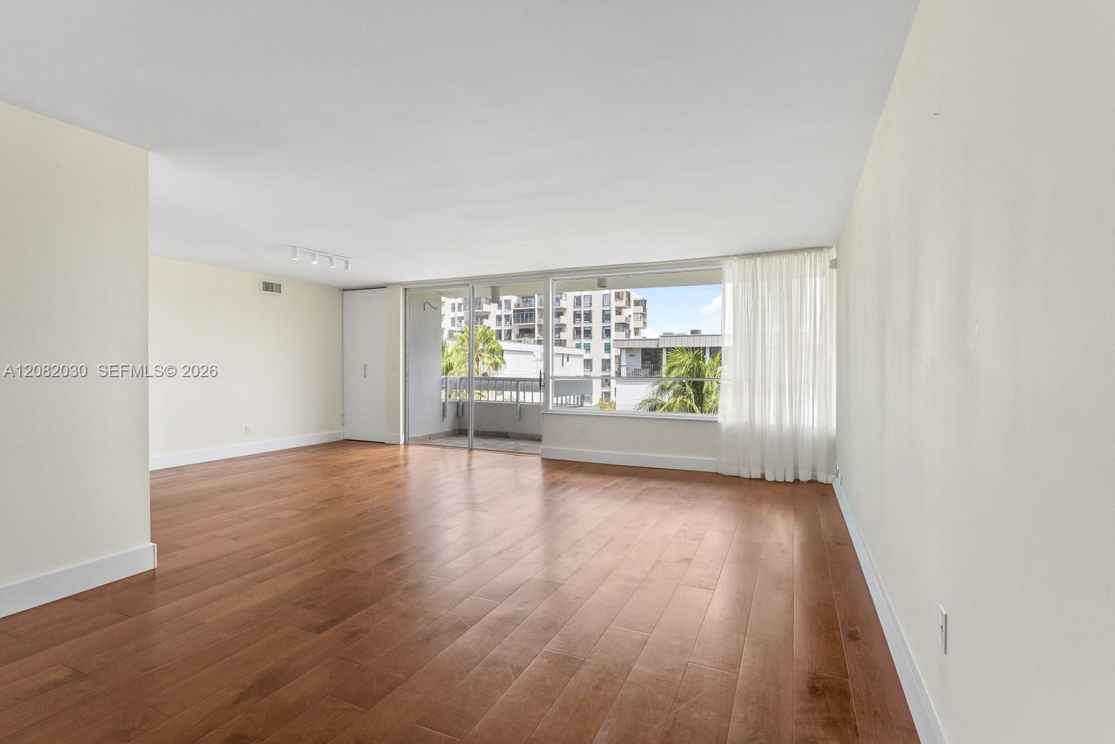 150 Sunrise Dr # 5A — Photo 2