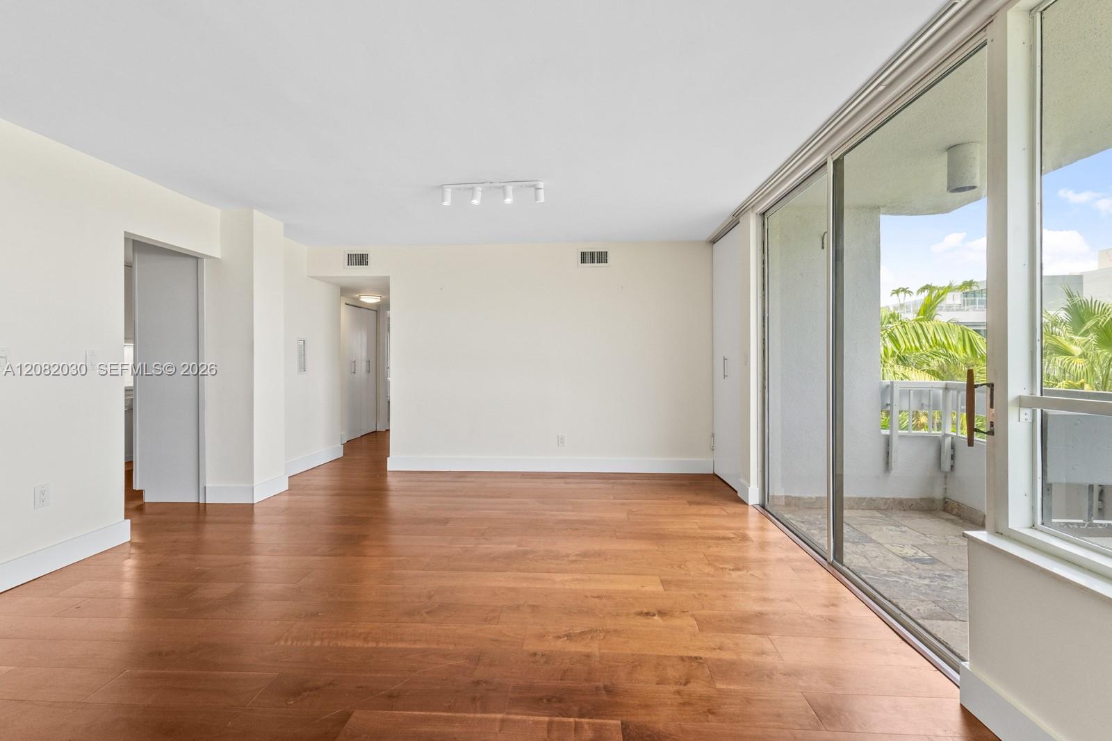 150 Sunrise Dr # 5A — Photo 4