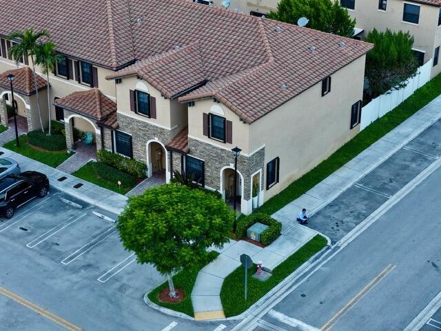 9207 W 33RD Lane — Photo 3