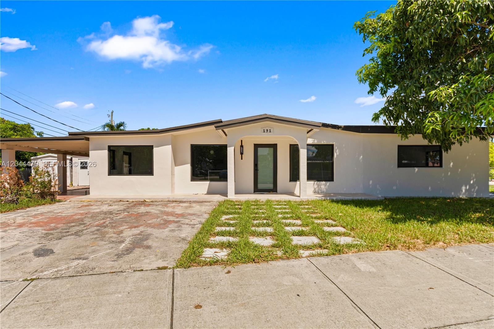 191 SE 6th Ave, Hialeah FL 33010