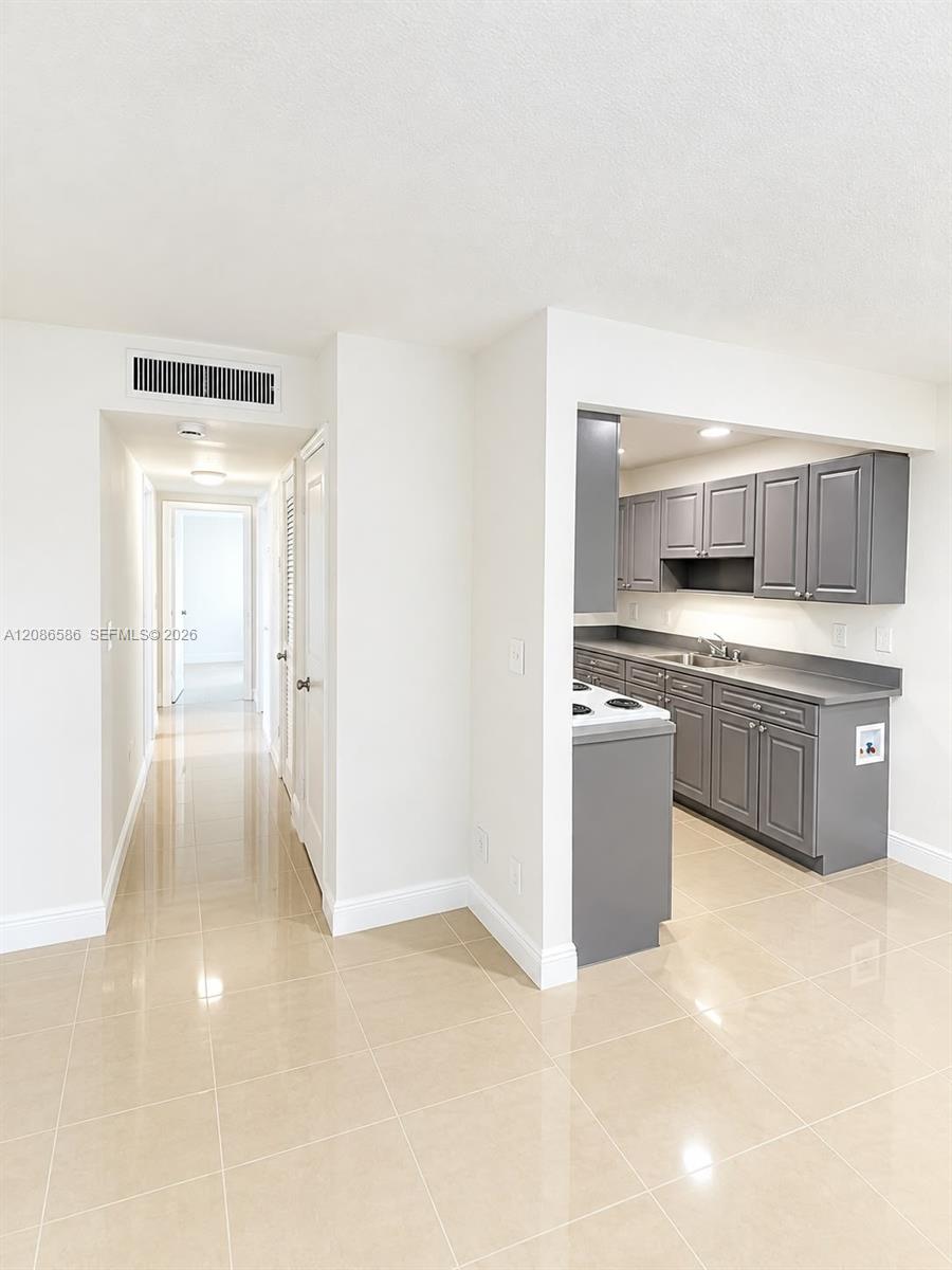1337 S Dixie Hwy # 517 — Photo 2