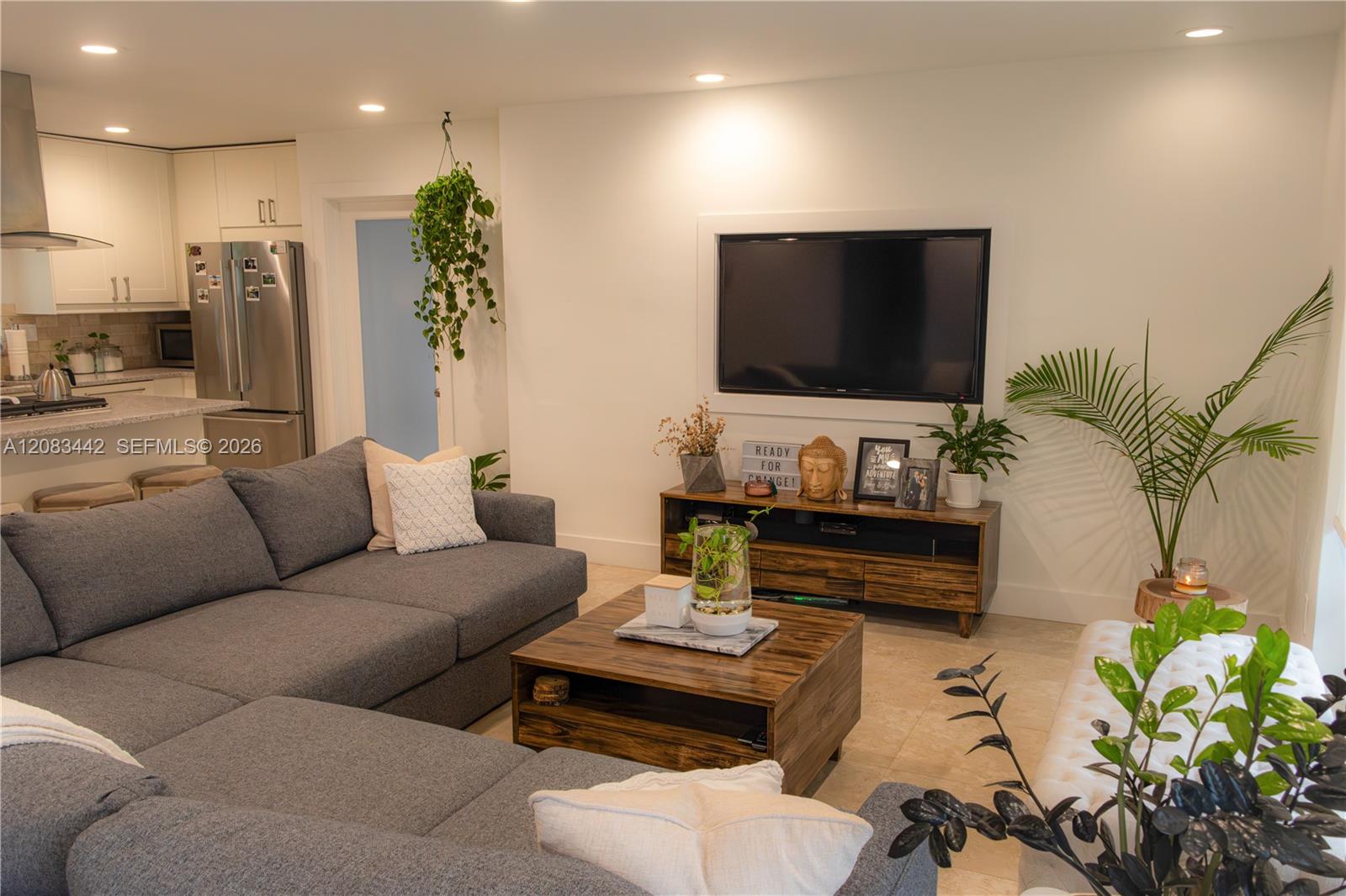 18124 SW 92nd Ct — Photo 3