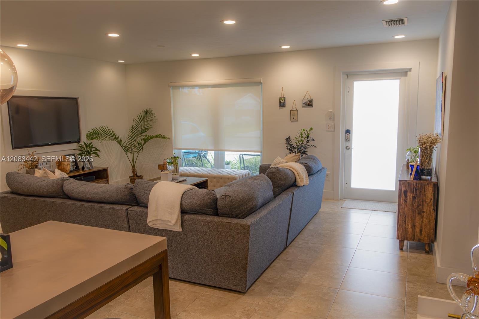 18124 SW 92nd Ct — Photo 4