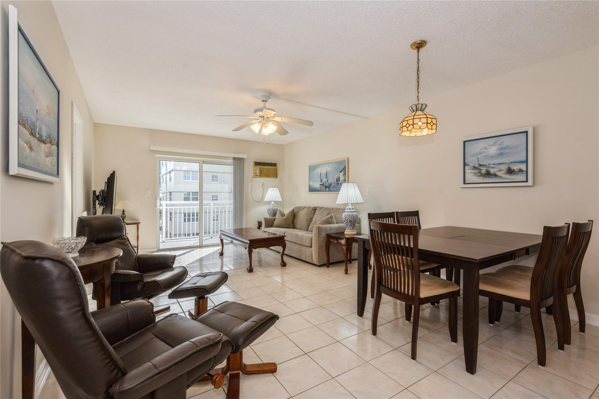 720 ORTON Avenue # 306 — Photo 4
