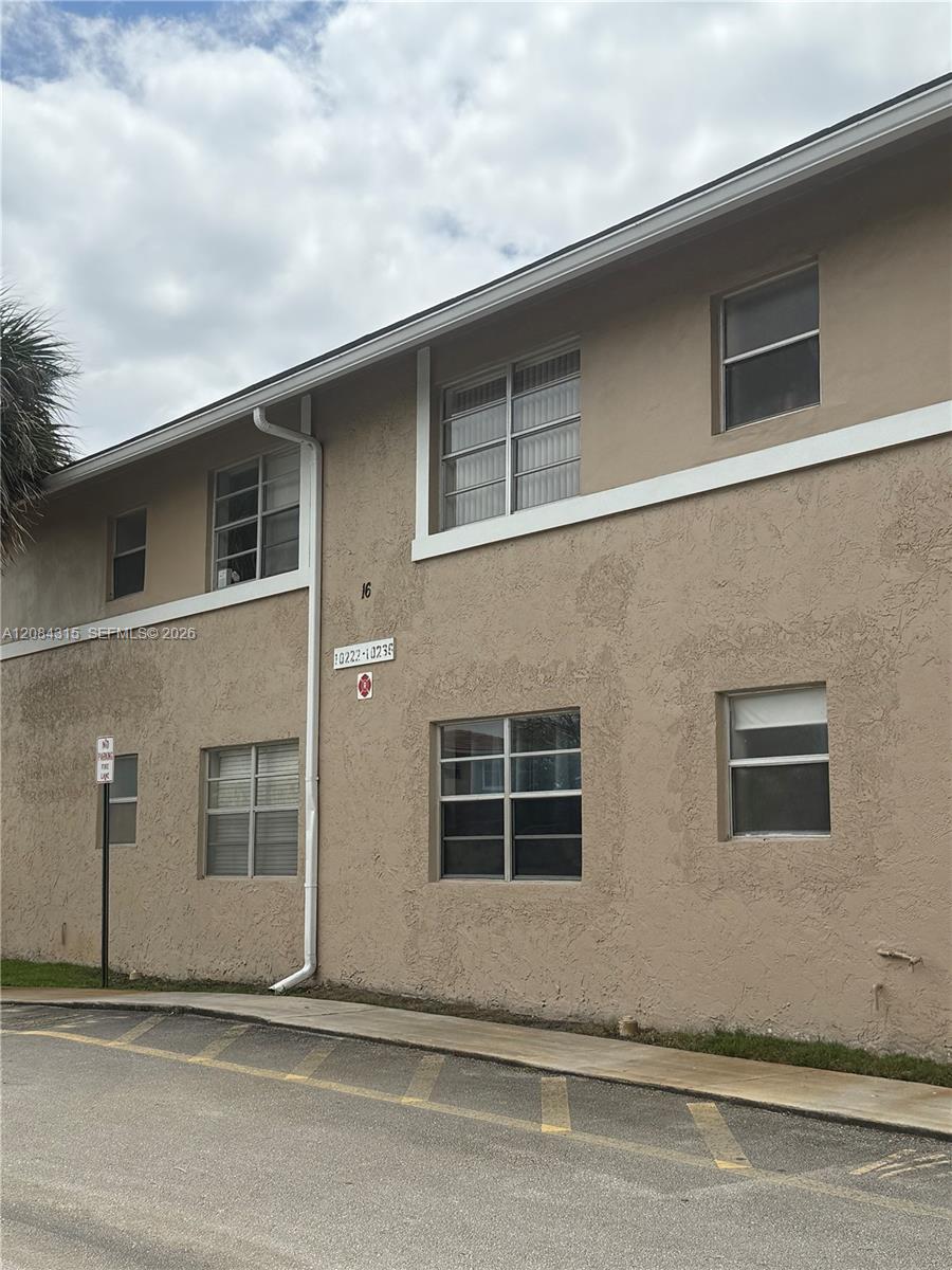 10228 Twin Lakes Dr # 16-E — Photo 3