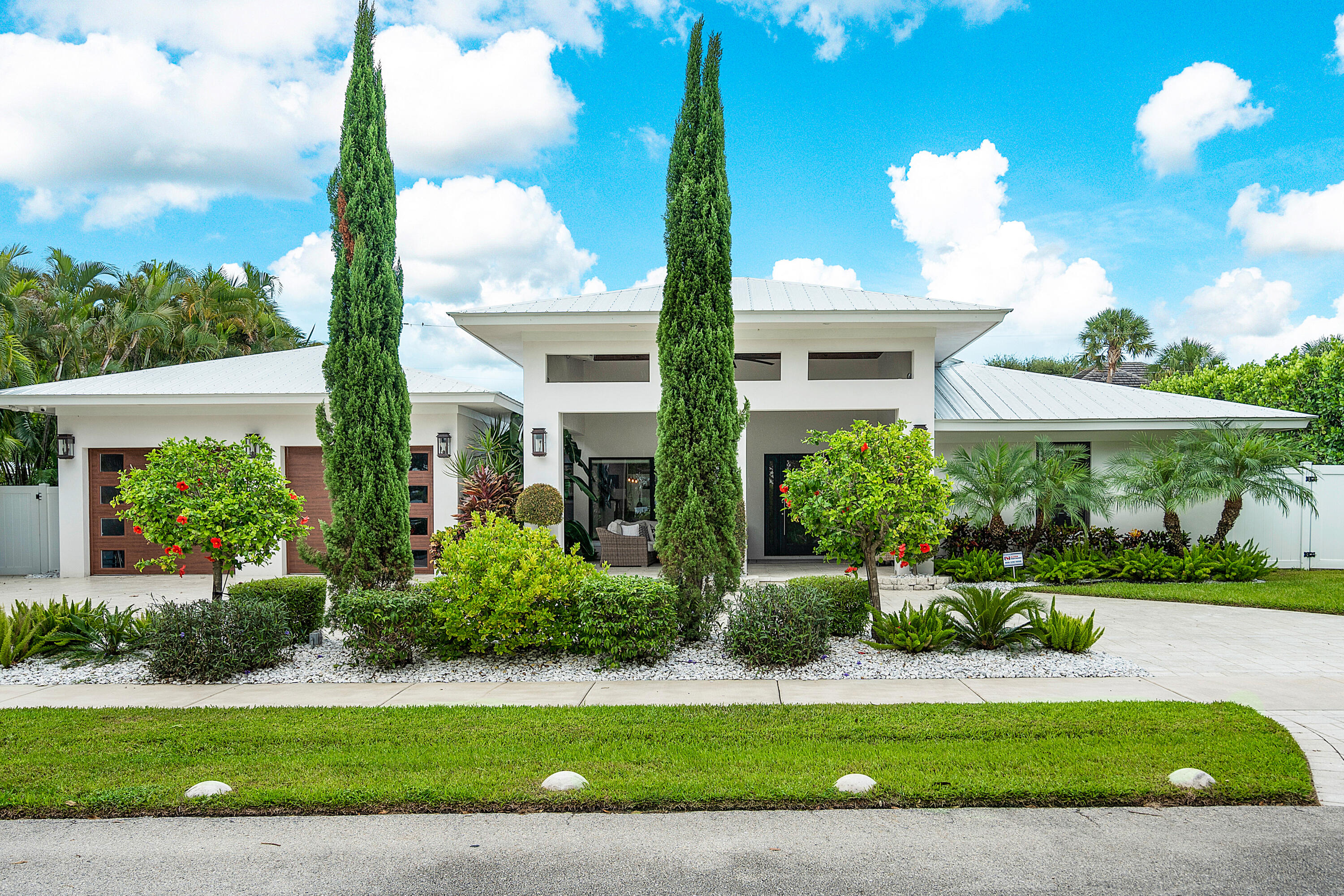 1117 Lake Drive, Delray Beach FL 33444