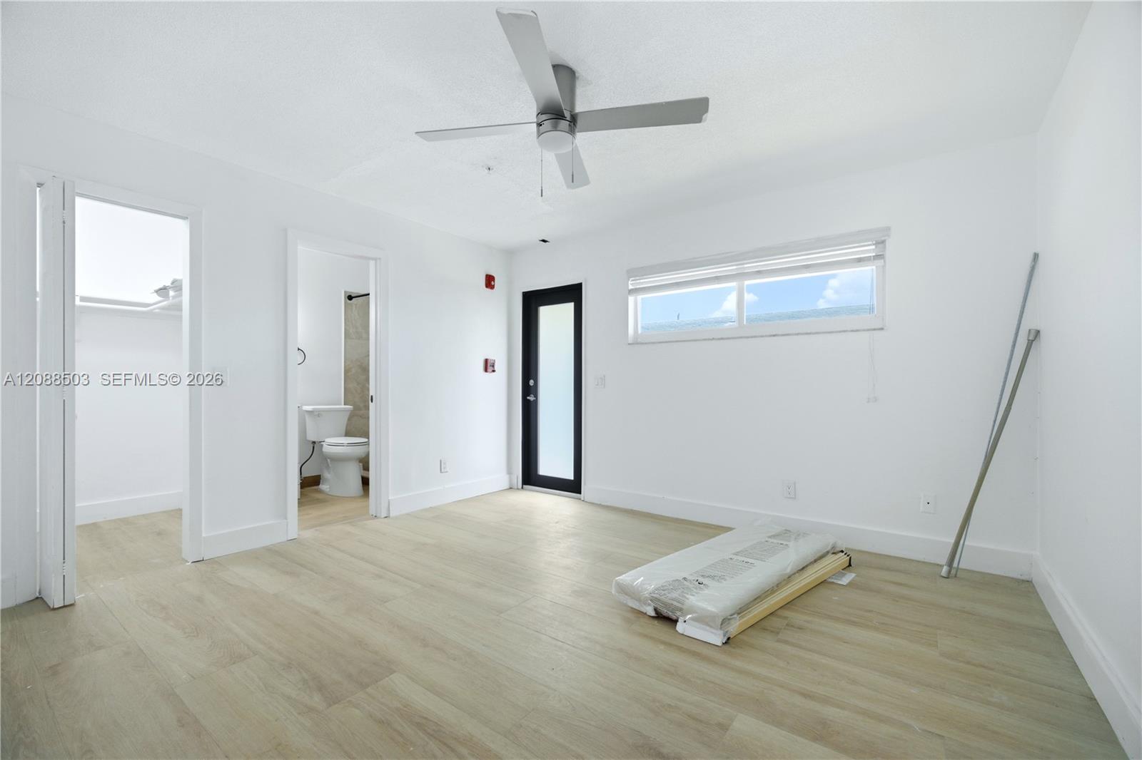 2209 SW 61st Ave # 2 — Photo 3