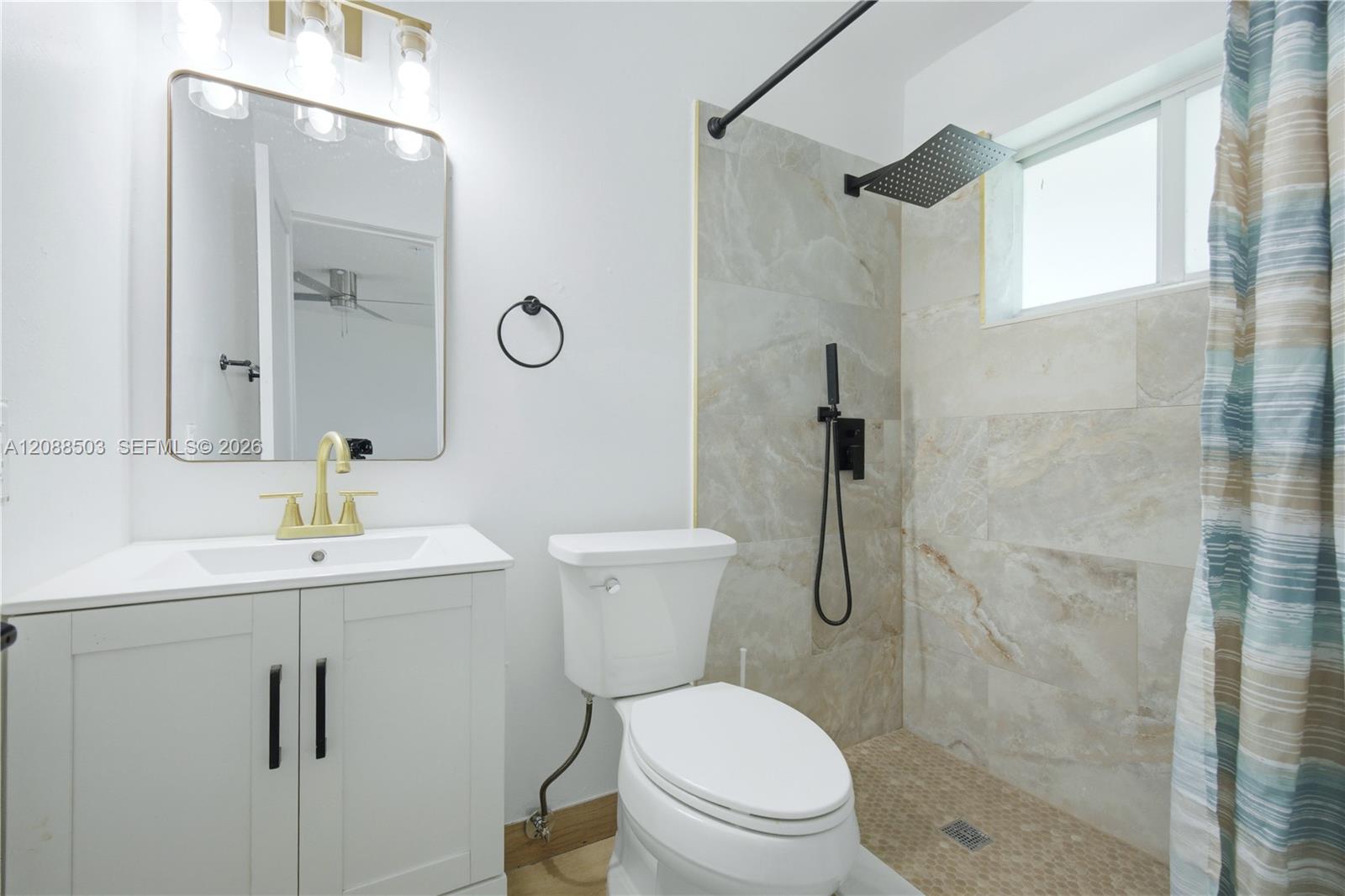 2209 SW 61st Ave # 2 — Photo 4