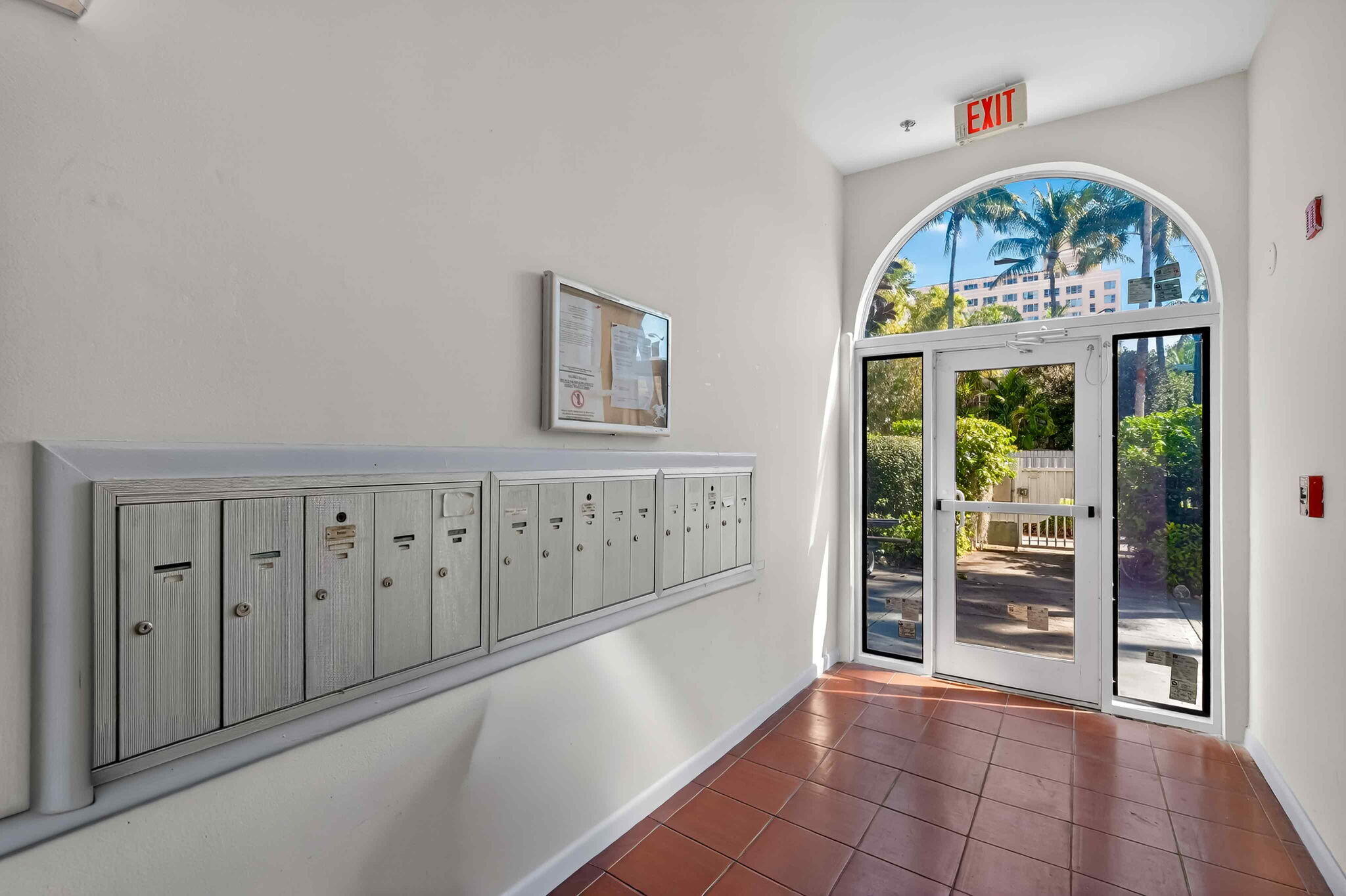 802 Euclid Avenue # 104 View 12