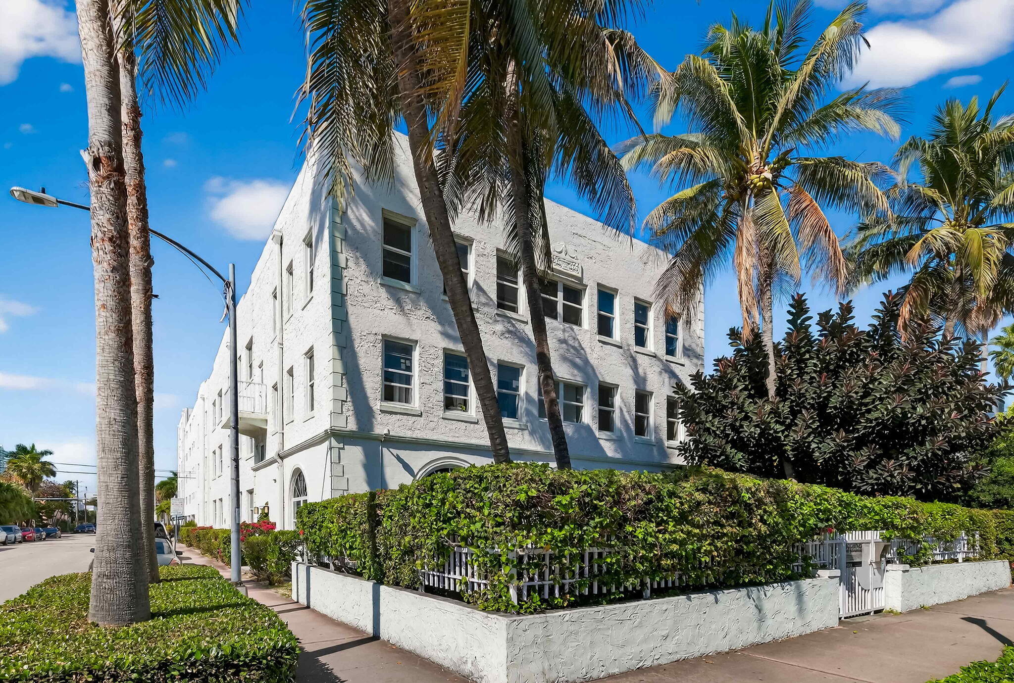 802 Euclid Avenue # 104 View 10