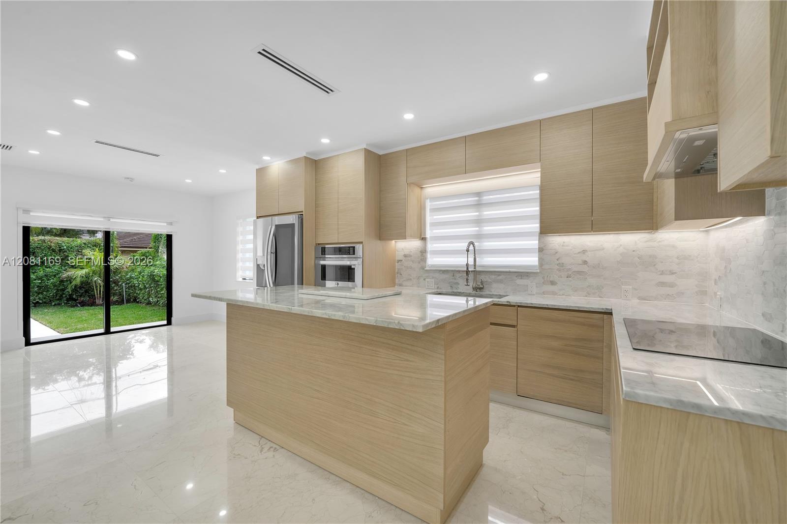 728 Majorca Ave — Photo 5