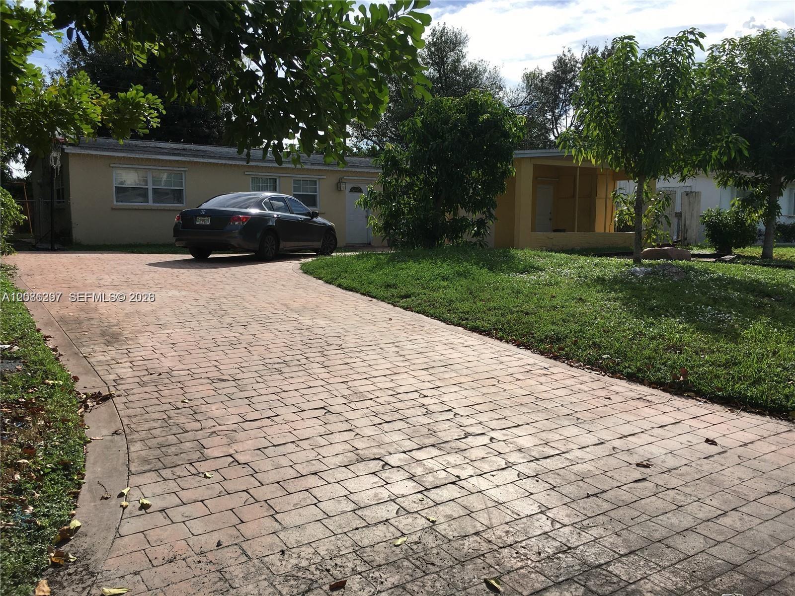 6610 Mckinley St — Photo 4
