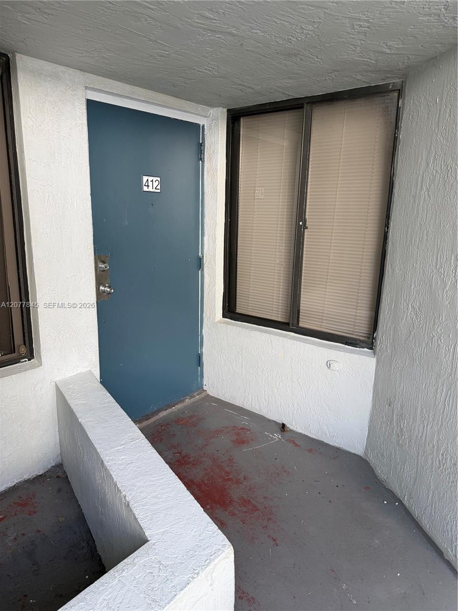 8335 SW 152nd Ave # B412 — Photo 2