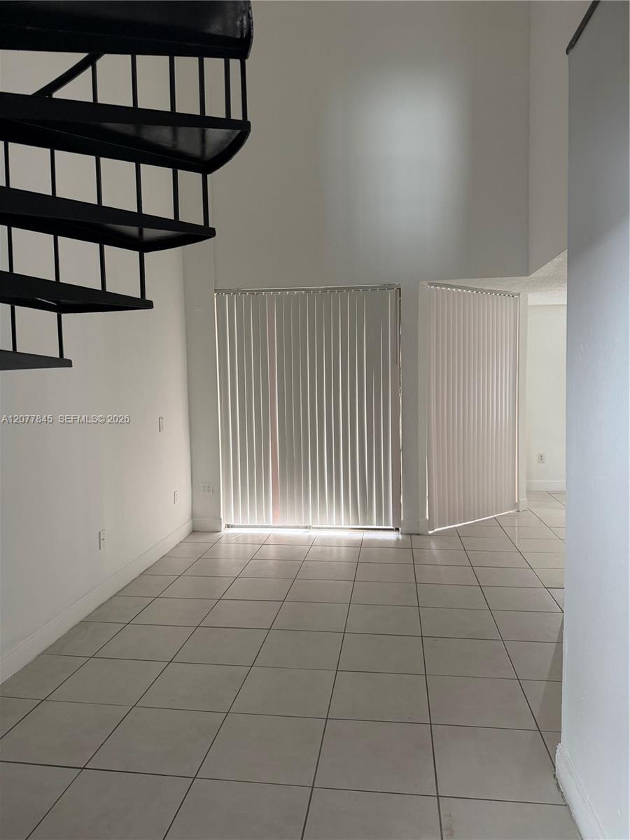 8335 SW 152nd Ave # B412 — Photo 3