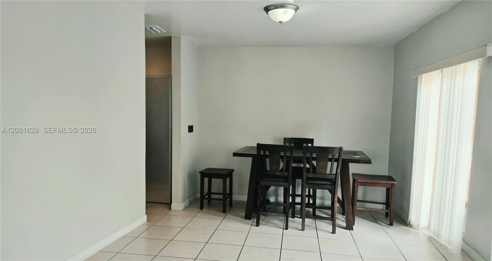 113 NE 12th Ave # 113 — Photo 4