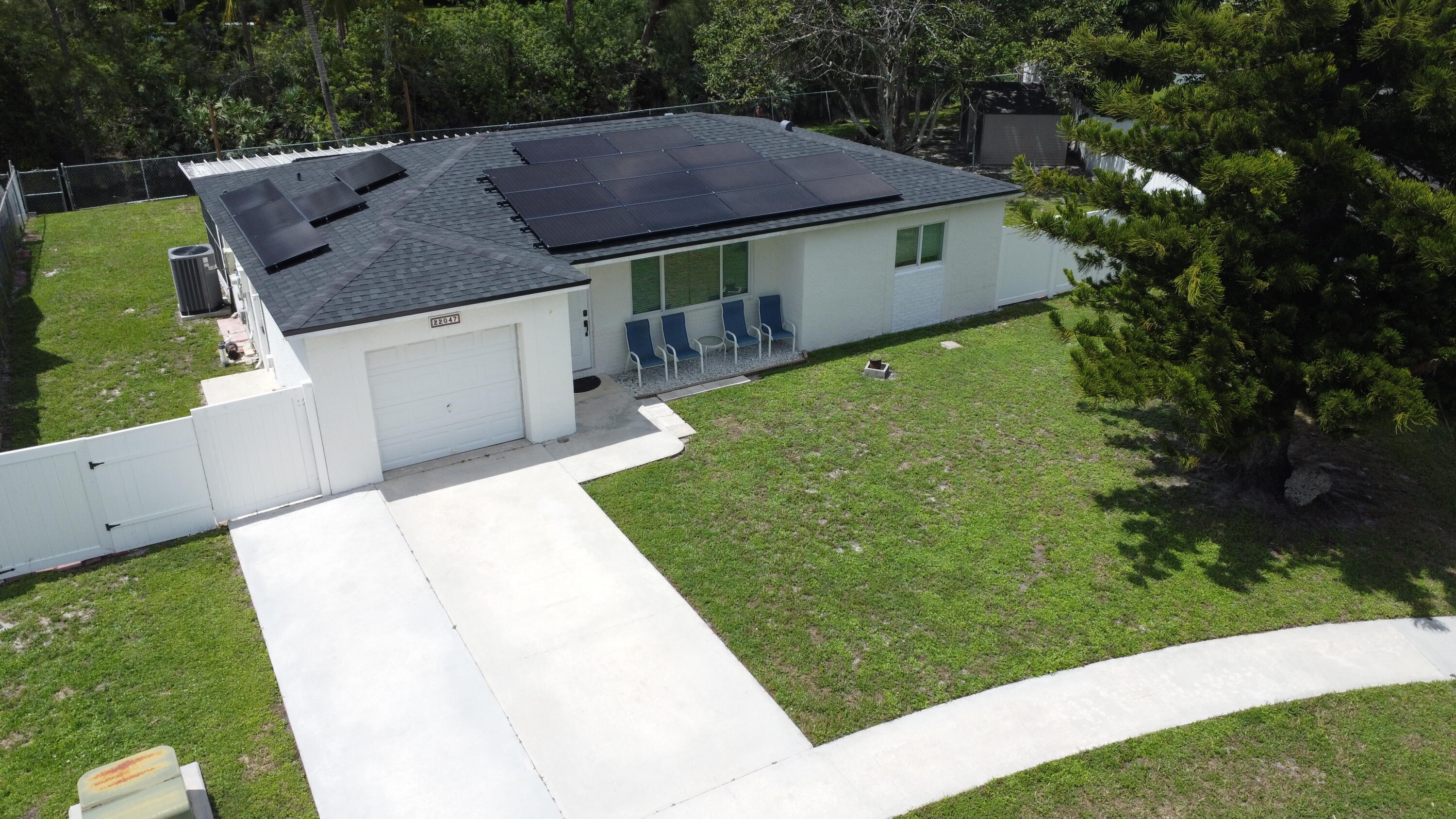 22047 CALDERA Avenue — Photo 5