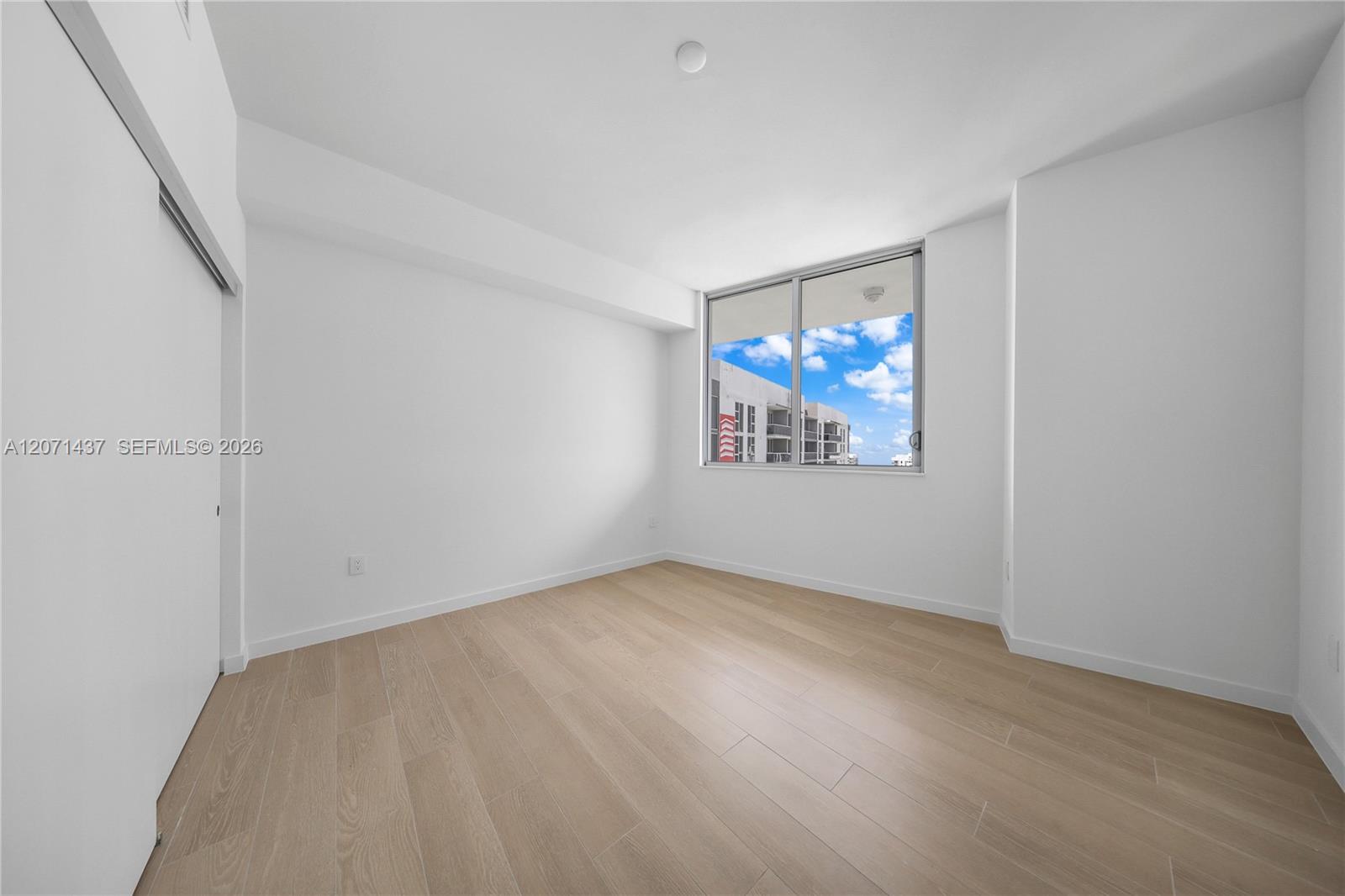 1400 Biscayne Blvd # 3405 View 1