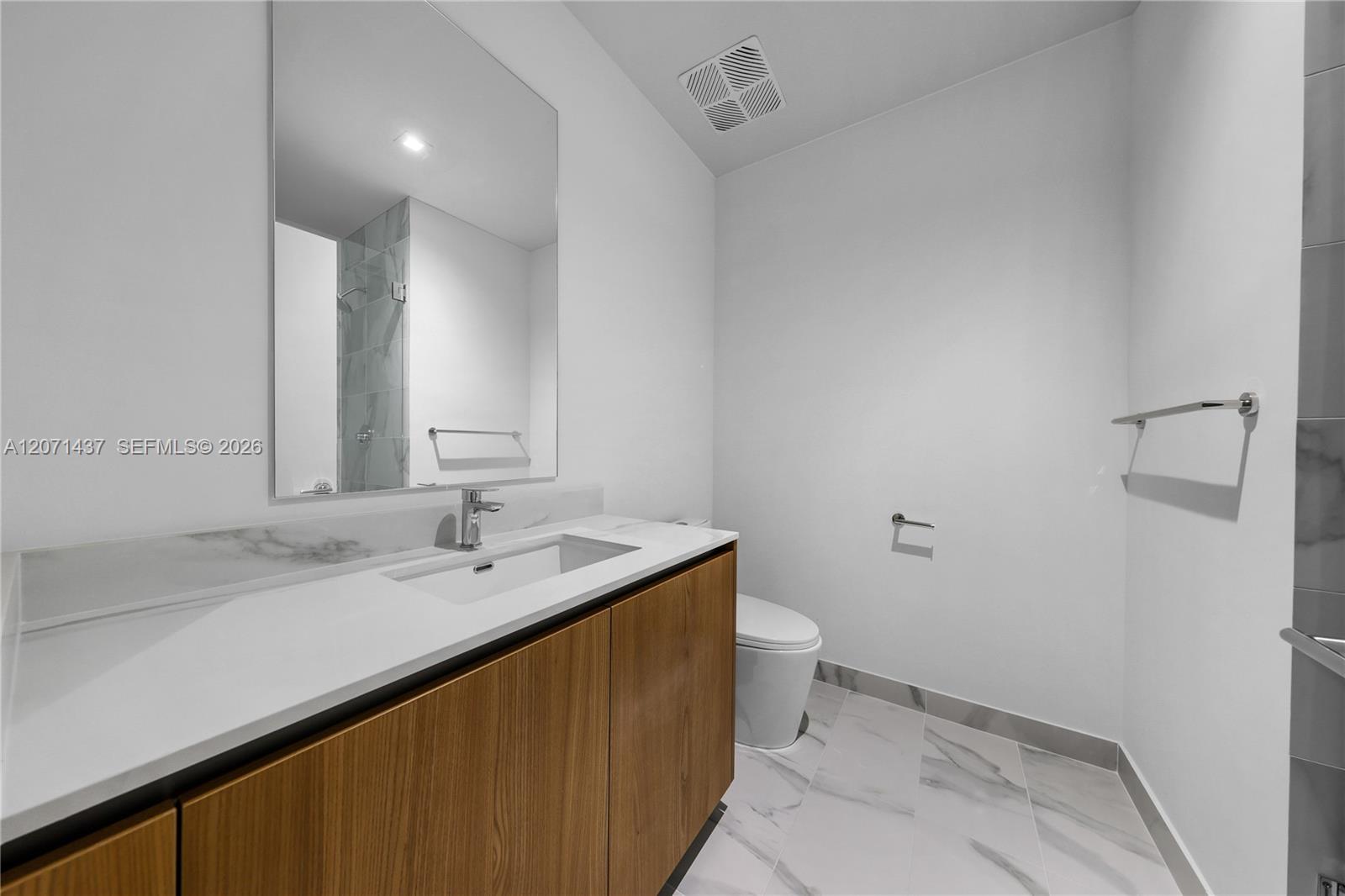 1400 Biscayne Blvd # 3405 View 5