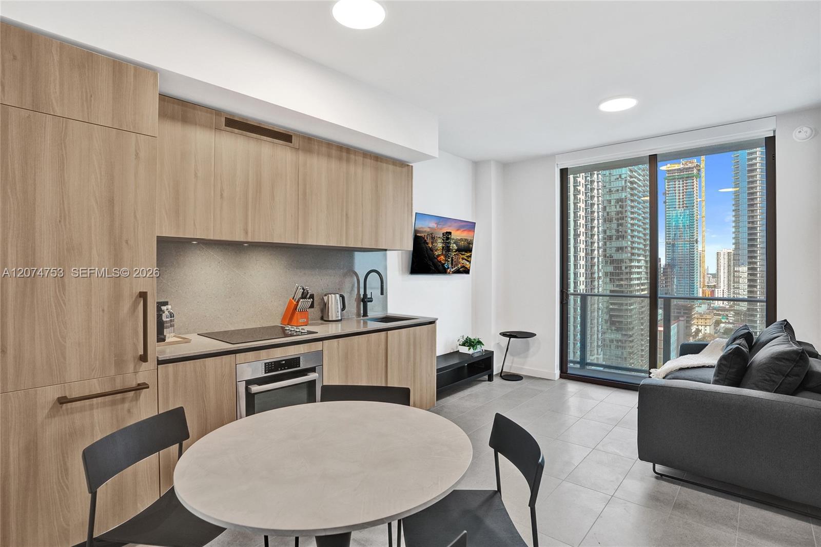 121 NE 5th St # 2411 — Photo 3