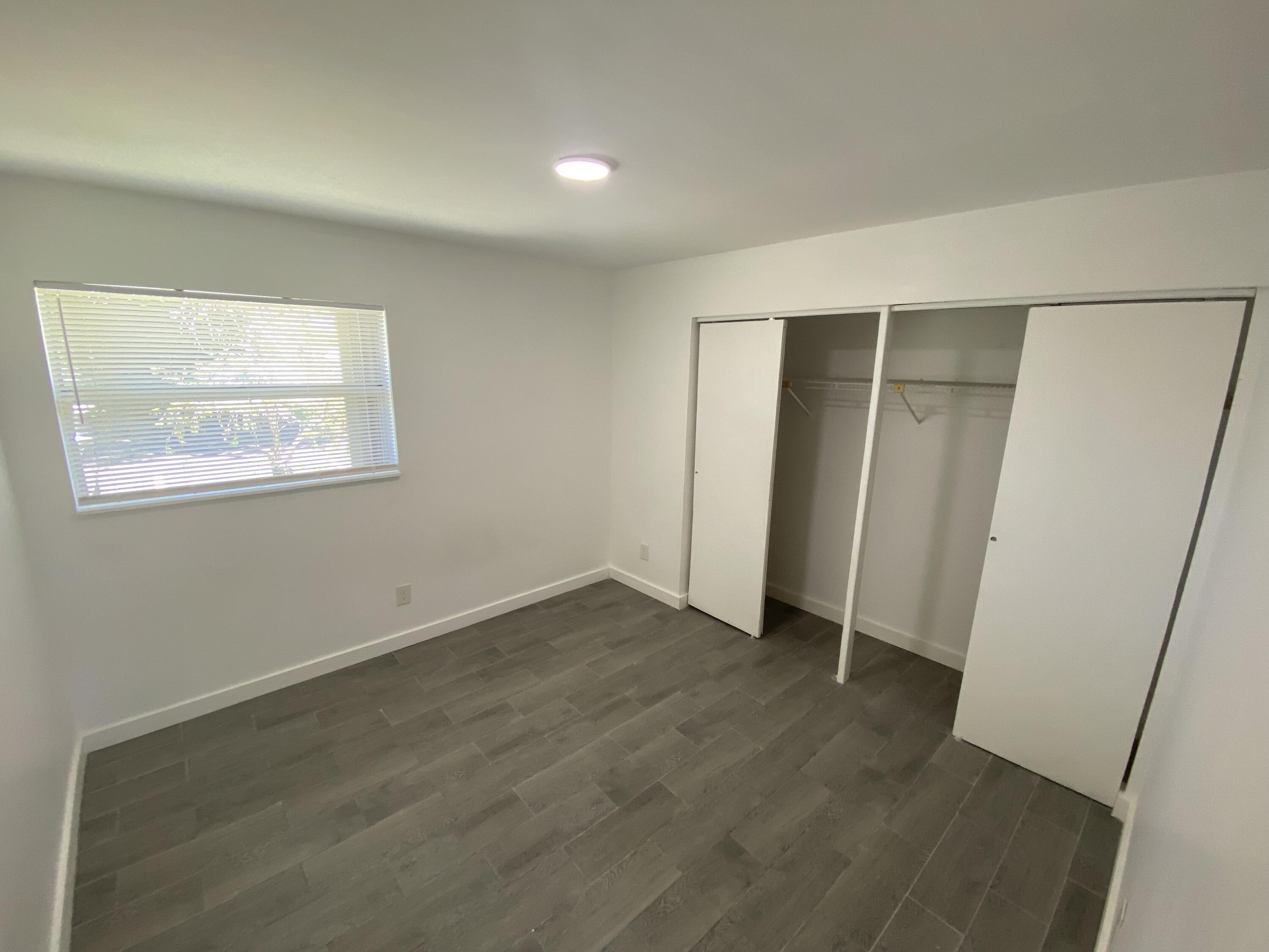 850 SW 9th Avenue # C View 5