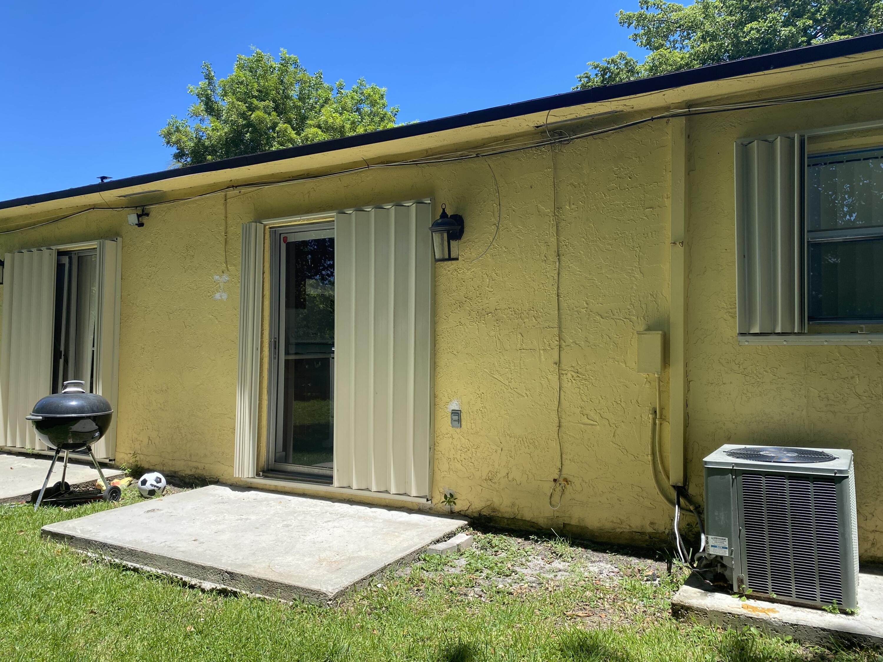850 SW 9th Avenue # C View 8