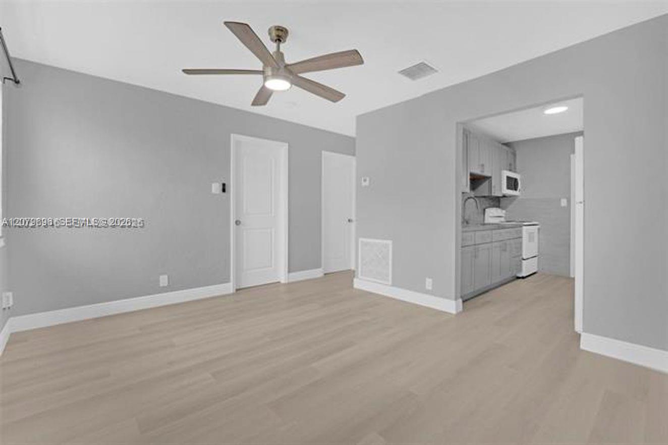 369 Phippen Waiters Rd — Photo 4