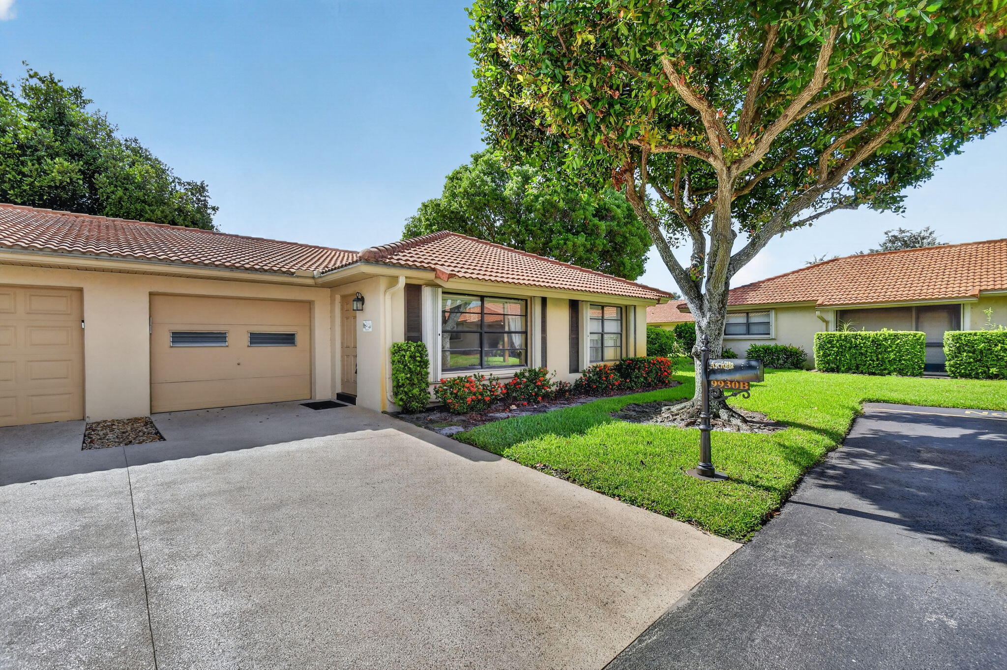 9930 FRANGIPANI TREE Way # B — Photo 2