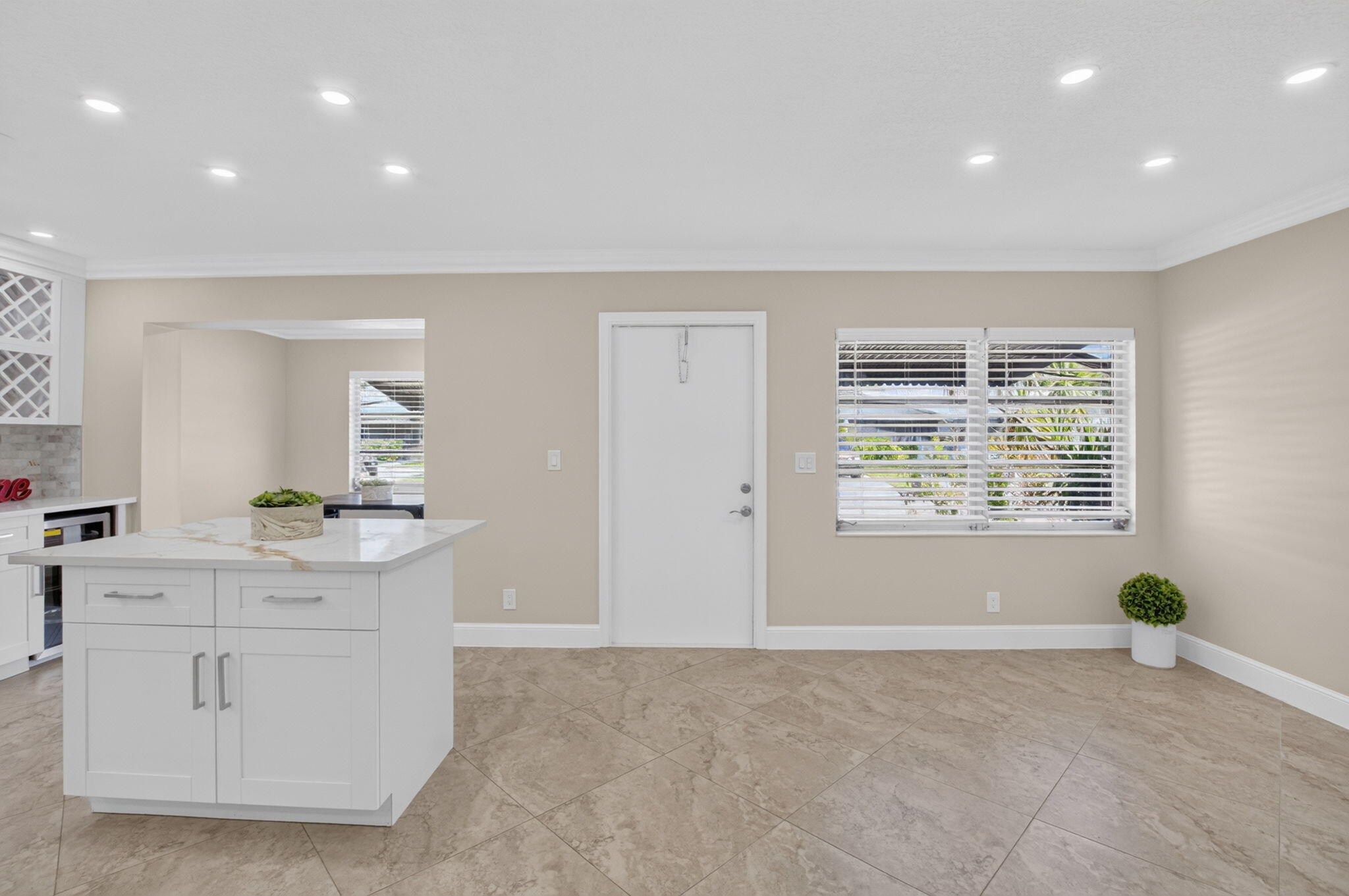 5790 WANDA Lane — Photo 3