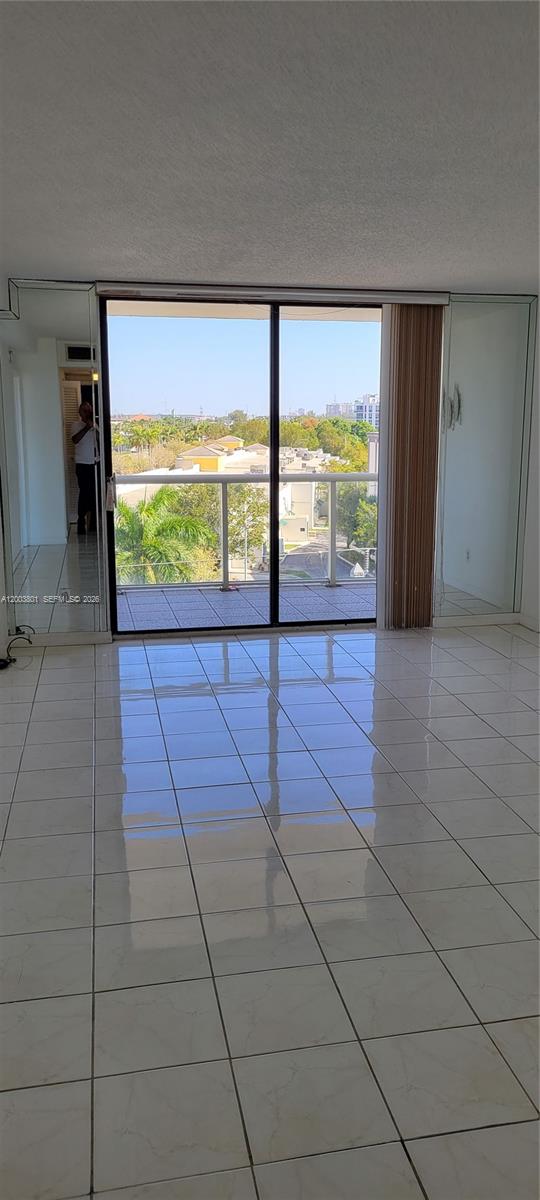 13499 Biscayne Blvd # 511, North Miami FL 33181