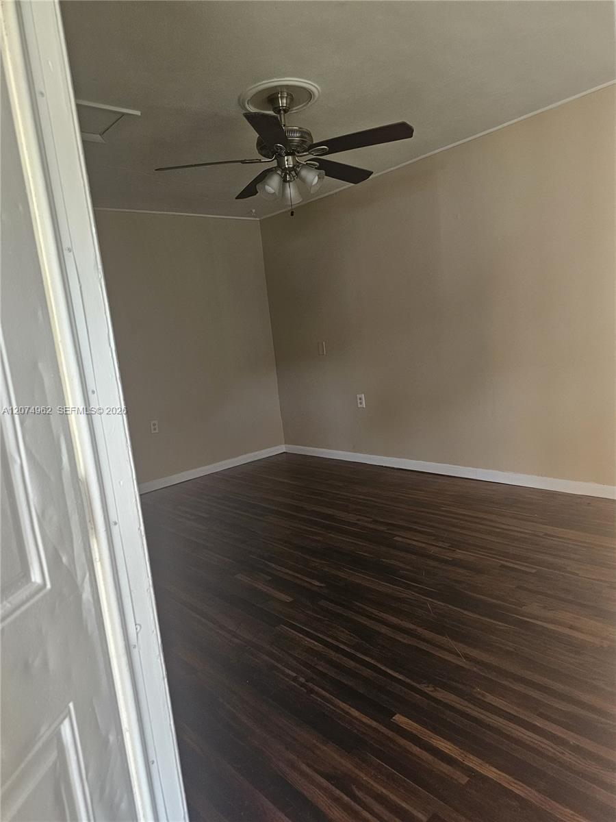 6112 SW 32nd St # 6112 — Photo 5