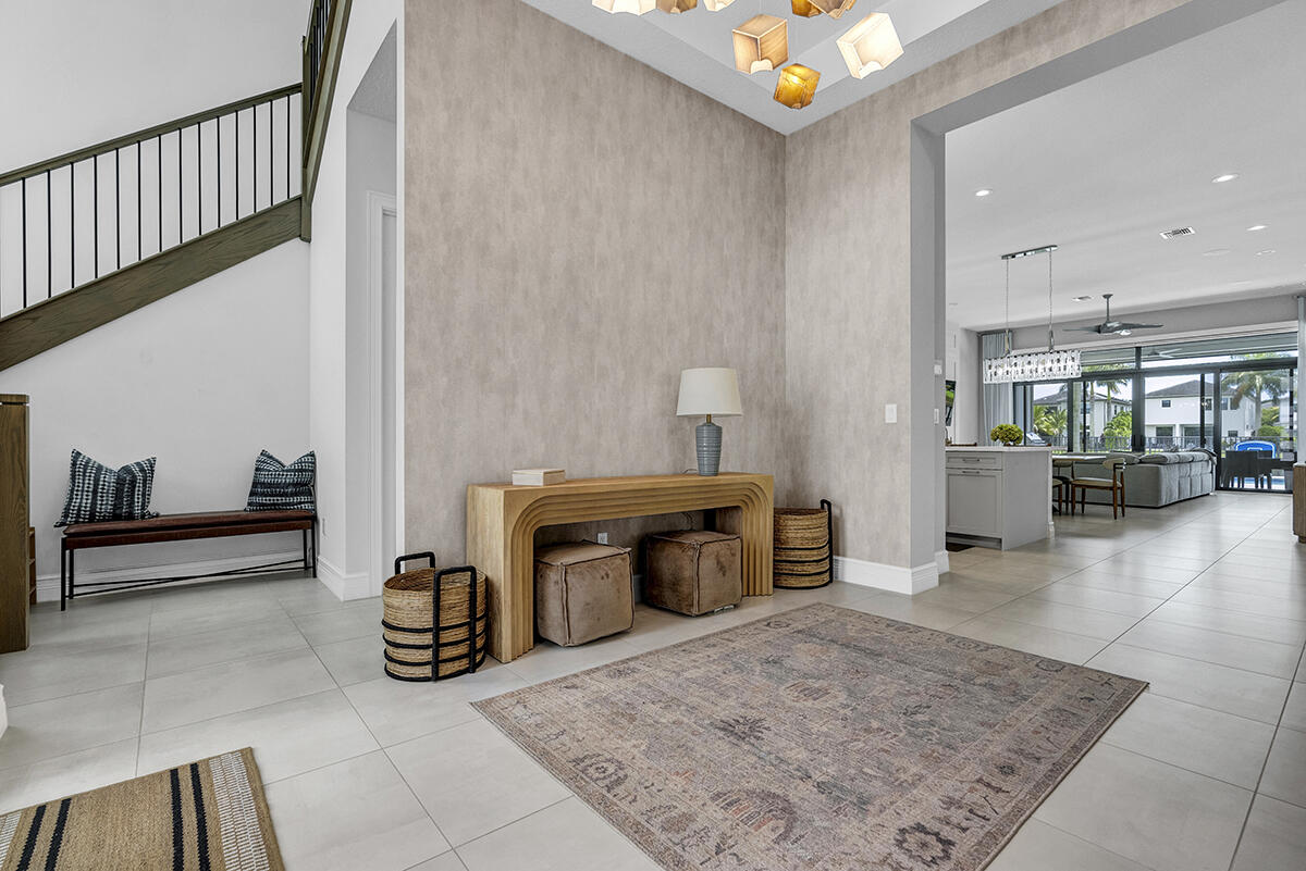 9046 CHAUVET Way — Photo 4