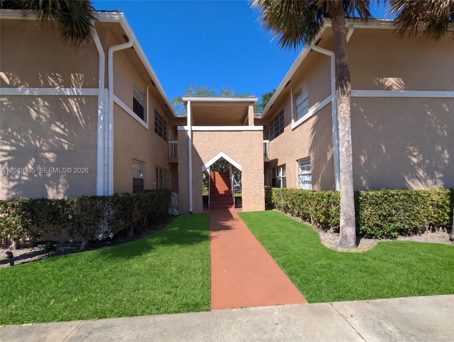 807 Twin Lakes Dr # G, Coral Springs FL 33071