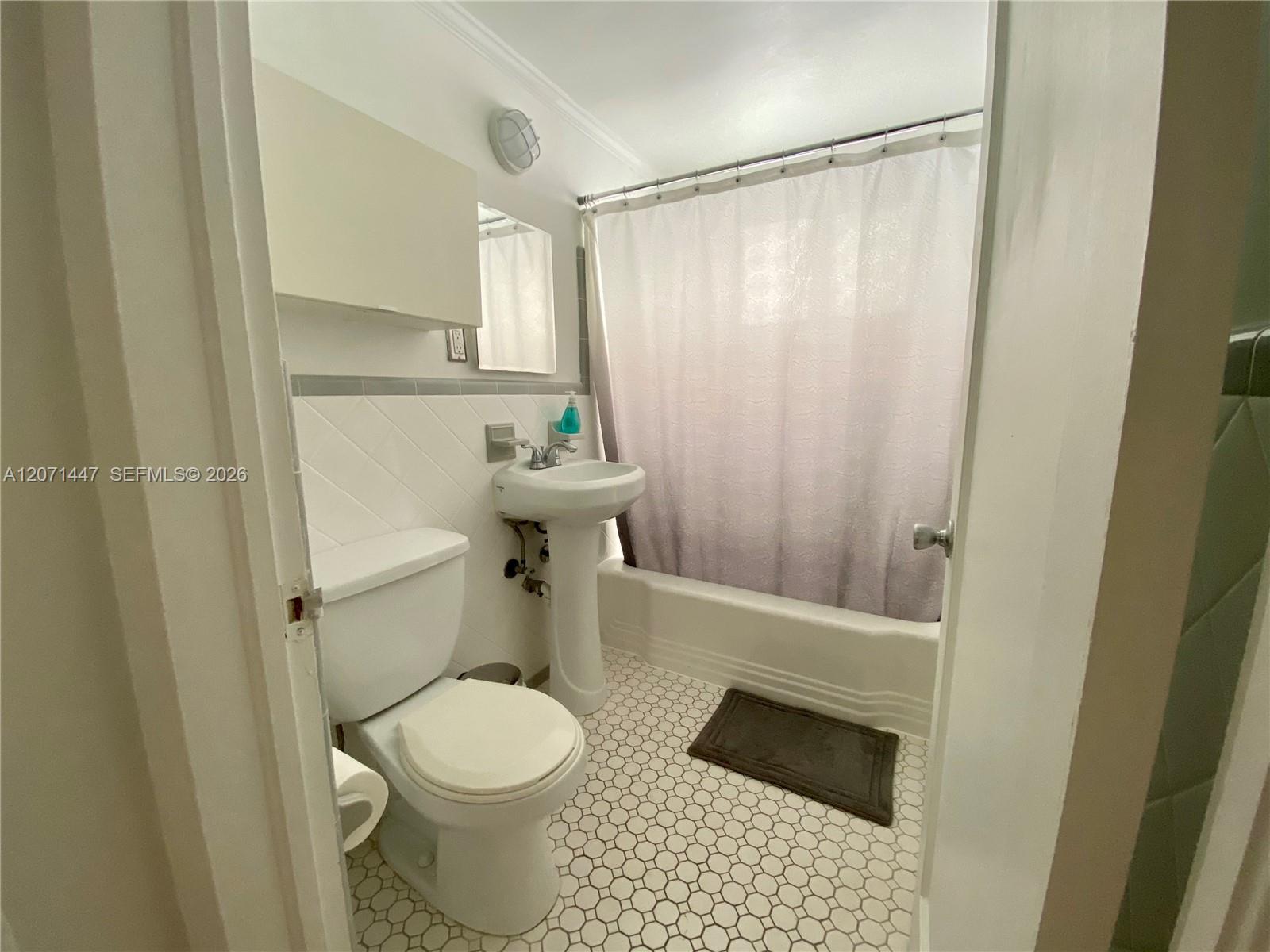 215 Antilla Ave # 1 View 11