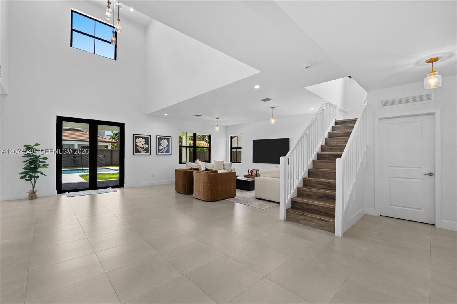 15875 SW 90th Ave — Photo 5