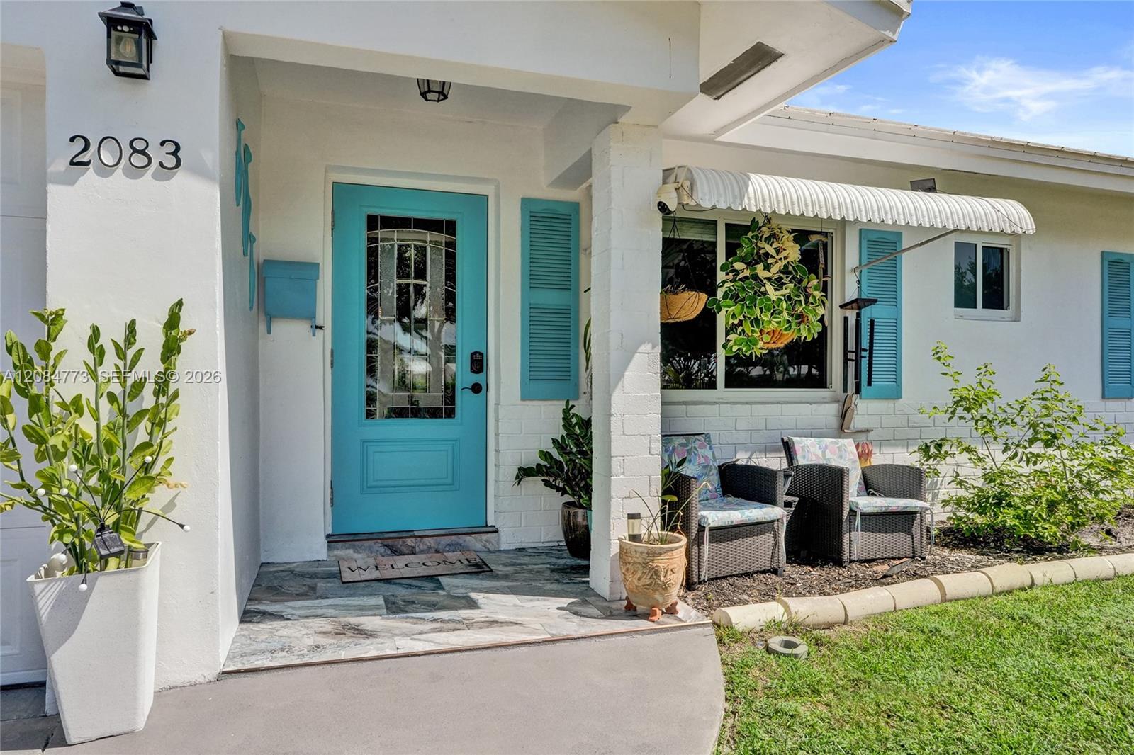 2083 SW 13th Ave — Photo 4