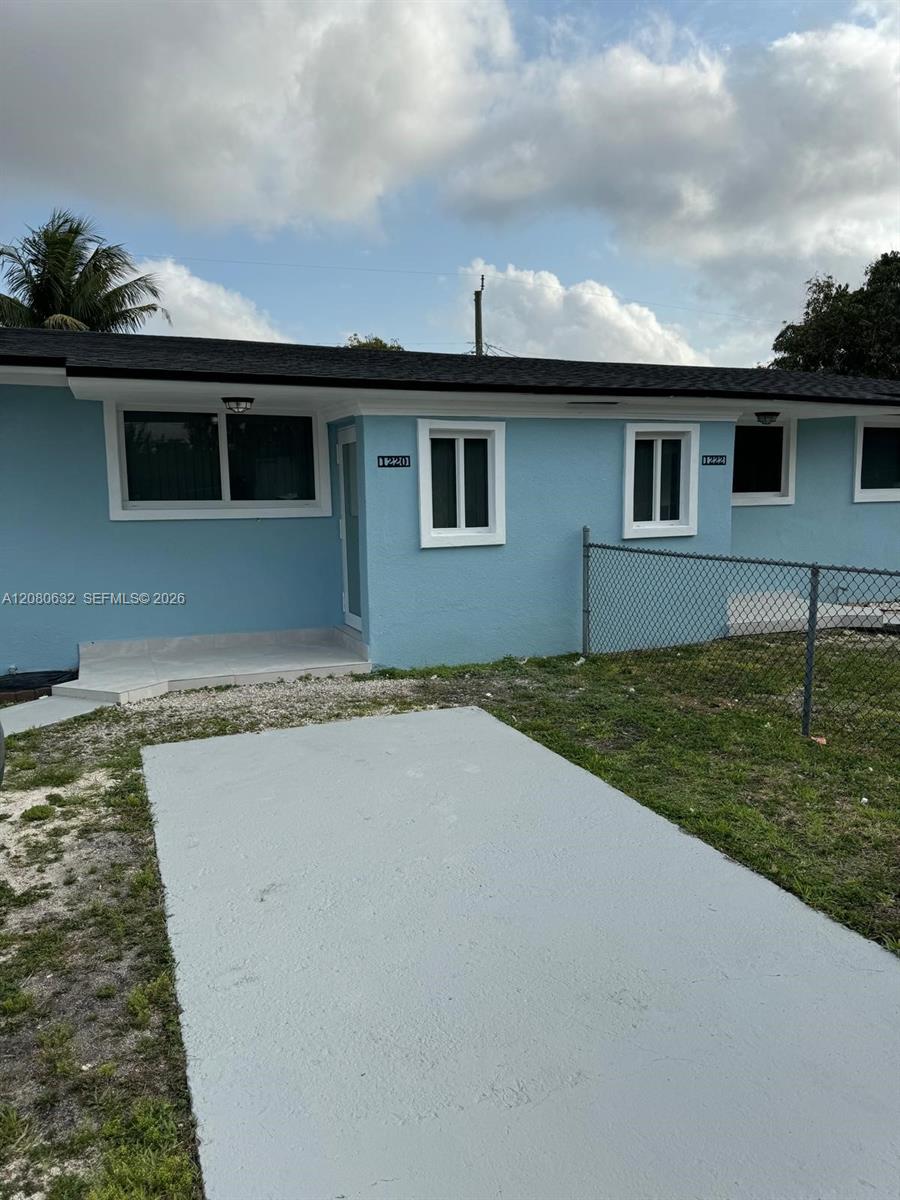 1220 NW 102nd St # 1220 — Photo 2