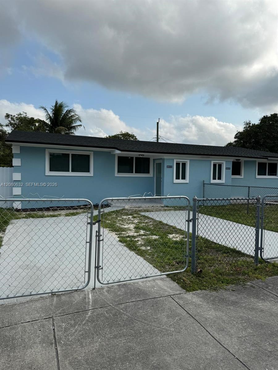 1220 NW 102nd St # 1220 — Photo 3