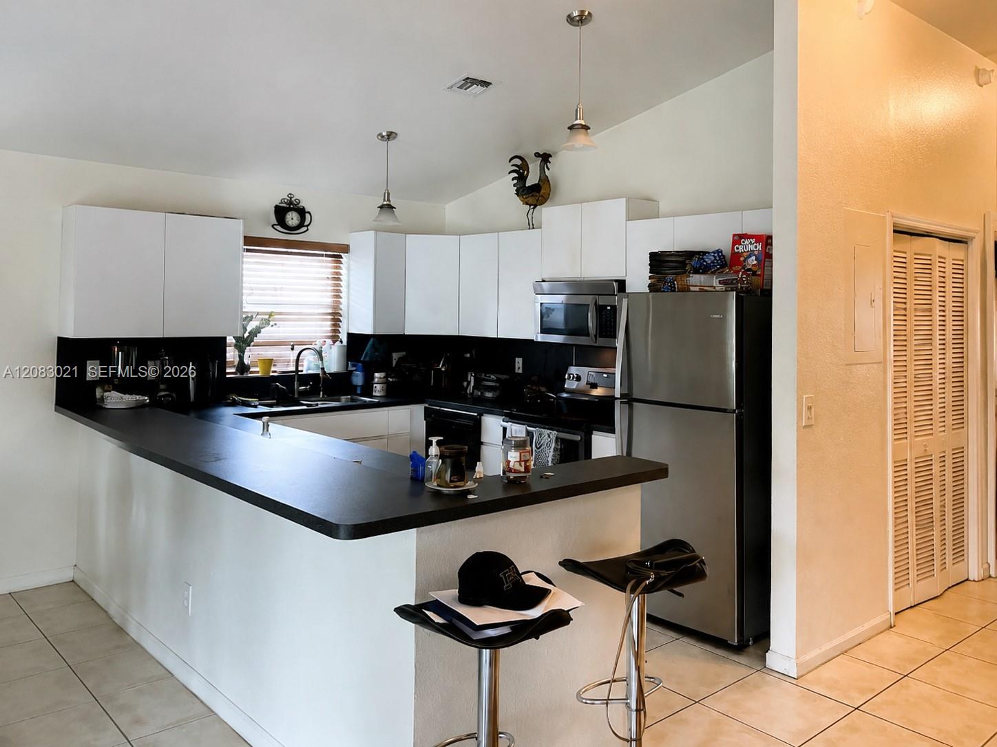 2434 Adams St — Photo 5