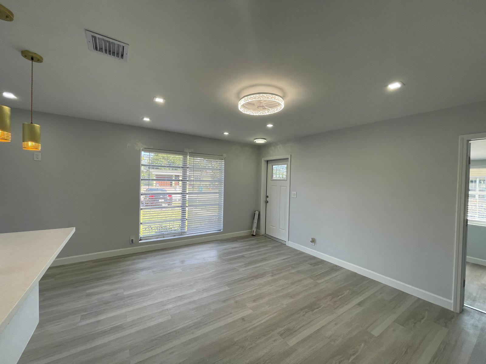 431 NW 33RD Terrace — Photo 5