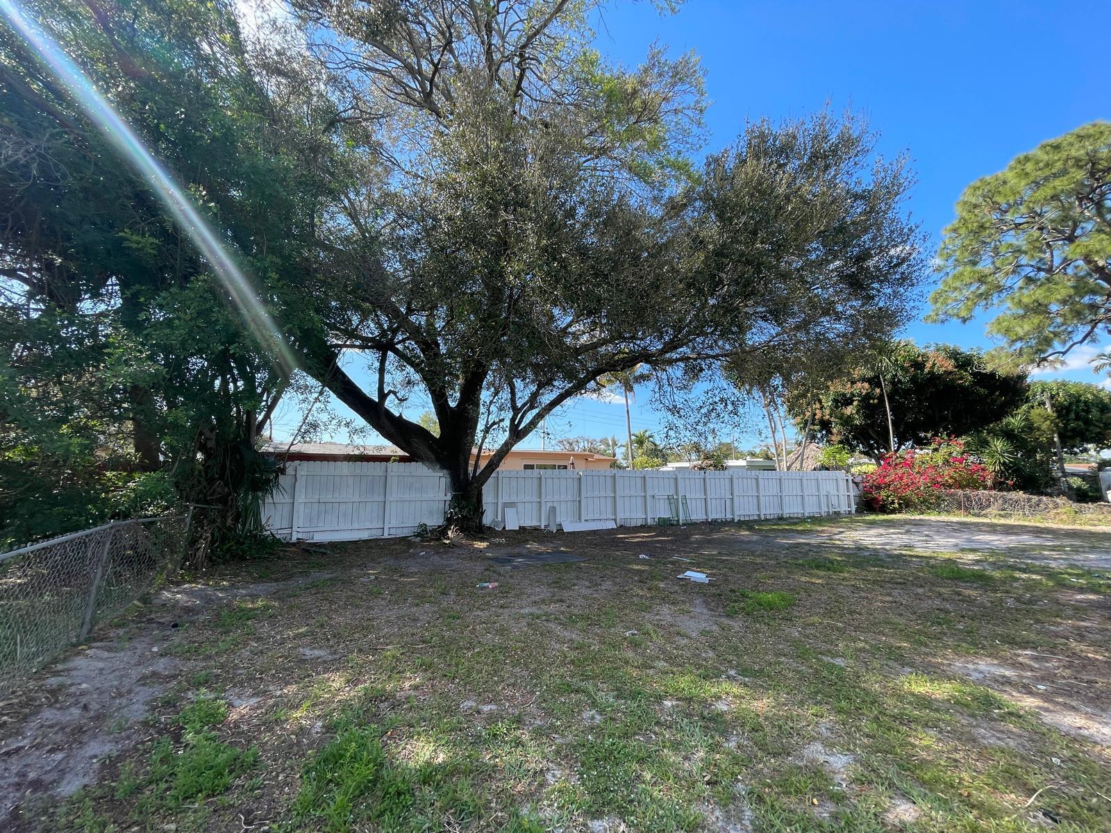 431 NW 33RD Terrace — Photo 4