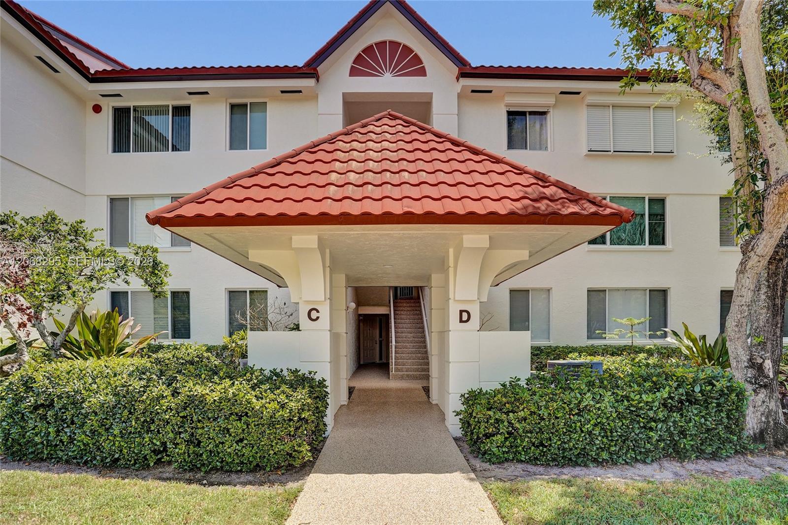 102 Half Moon Cir # C3, Hypoluxo FL 33462