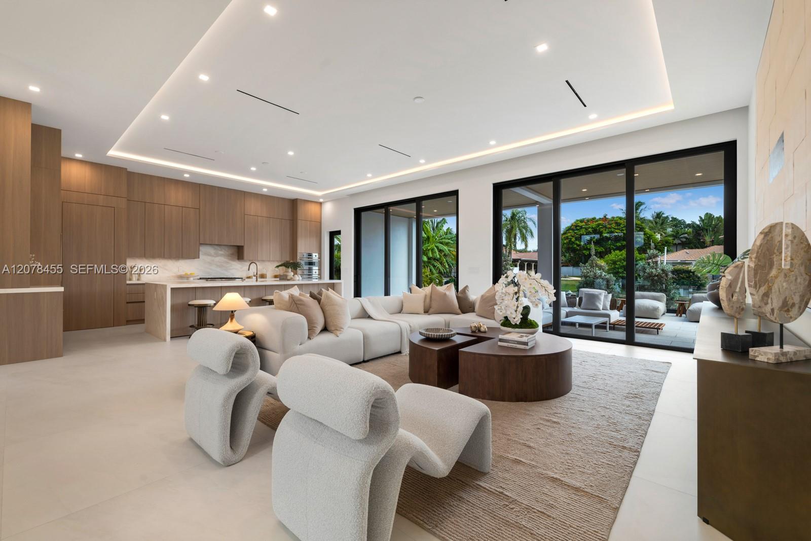 252 SW 14th Pl, Boca Raton FL 33432