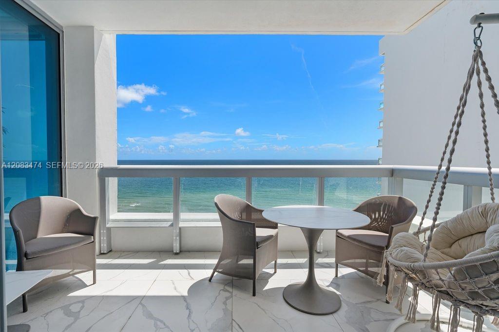 6899 Collins Ave # 1008 — Photo 2