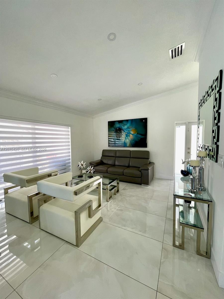 19342 SW 119th Ct — Photo 5